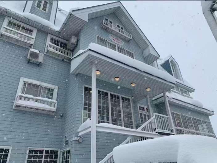 Snowhouse Memorie Hotel-石打丸山 Seki  Bagian luar foto