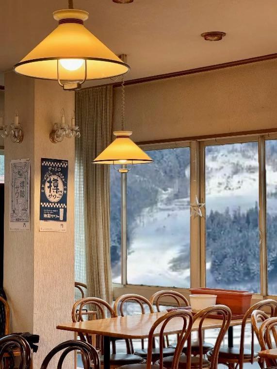 Snowhouse Memorie Hotel-石打丸山 Seki  Bagian luar foto