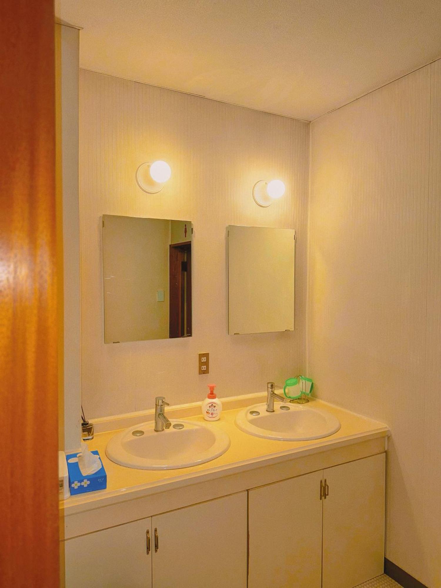 Snowhouse Memorie Hotel-石打丸山 Seki  Bagian luar foto